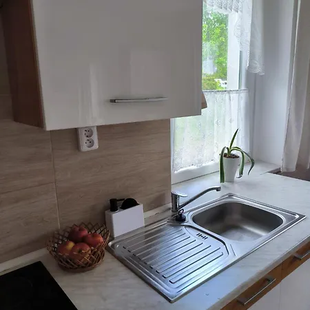 Rybna 18 *